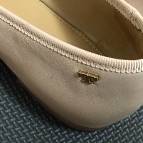 Tory Burch Beige Leather Bow Detail Ballet Flats Size 9 - Picture 4 of 5